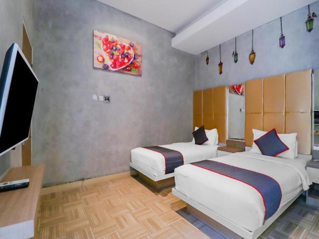 Collection O 31 The Batik Bed And Coffee Bandung Hotel Exterior foto